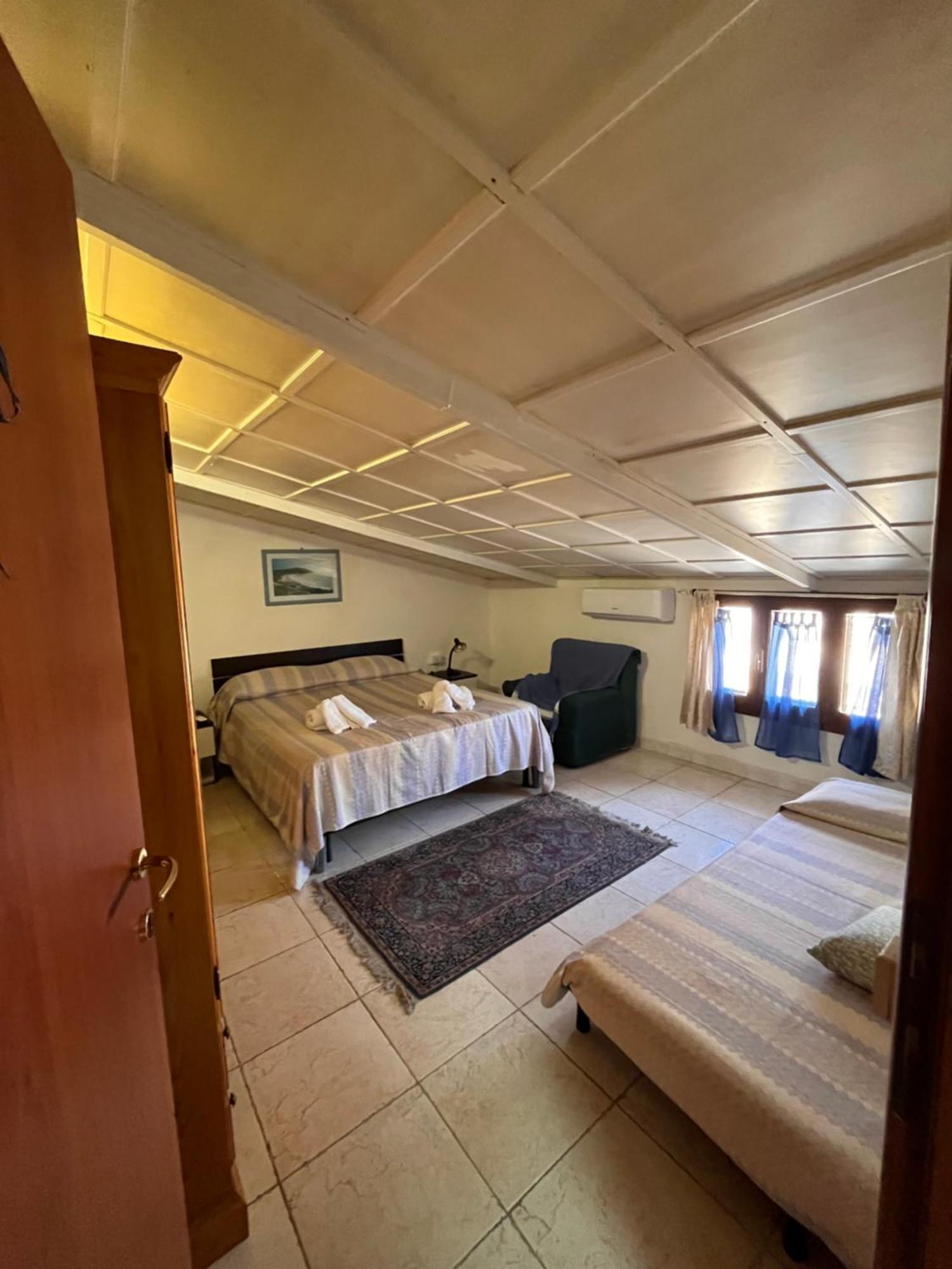 Appartamento Con Due Camere Da Letto Quartu Sant'Elena Eksteriør billede